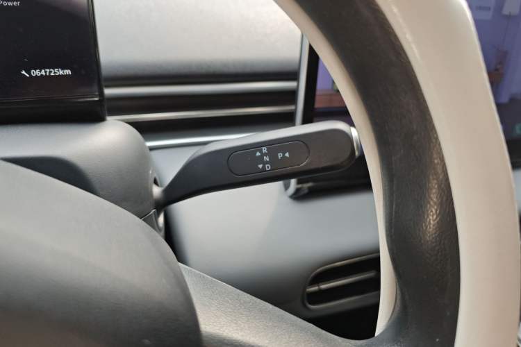 Used Dongfeng NAMMI 01 2024 New Edition 330 Air Gear Lever