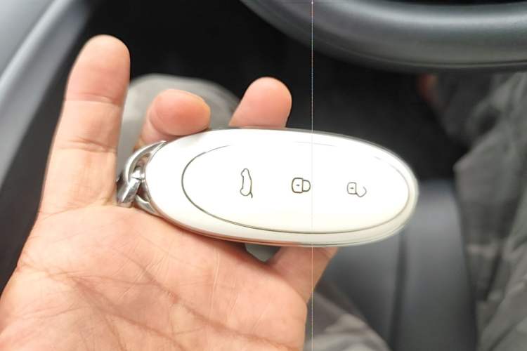Used Dongfeng NAMMI 01 2024 New Edition 330 Air Interior 1