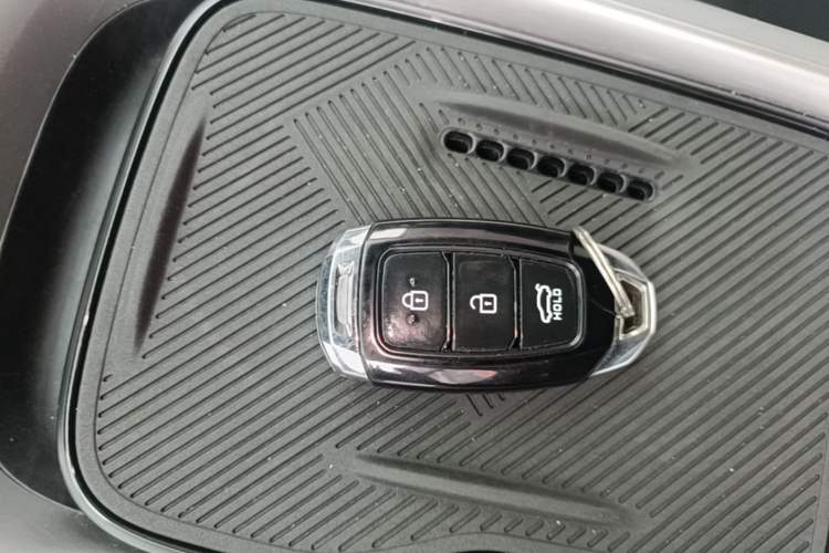 Used Dongfeng NAMMI 01 2024 New Edition 330 Plus Smart+ Interior 1