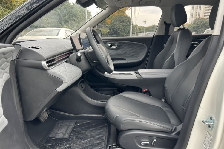 Used Dongfeng NAMMI 01 2024 Co-Creation Edition – Co-Creation WE Version Interior 1