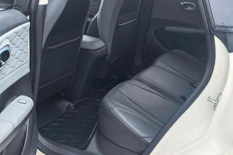 Used Dongfeng NAMMI 01 2024 430 Plus Smart+ Interior 1