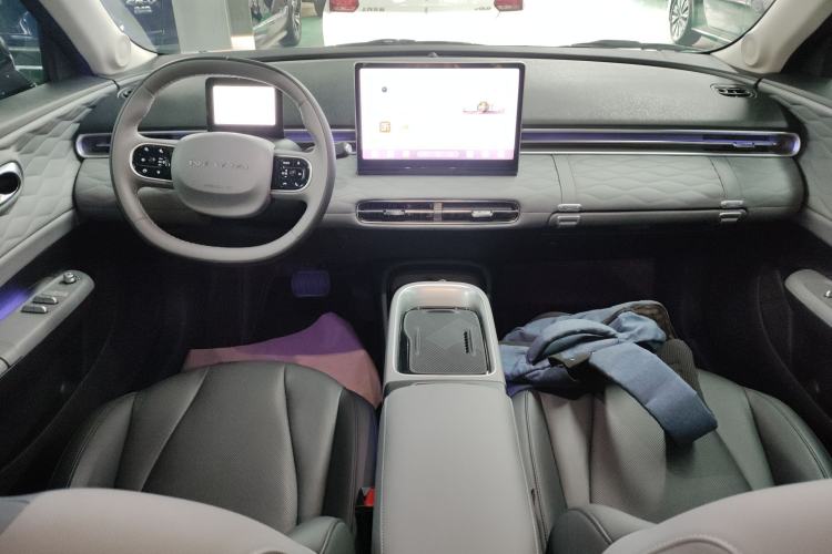 Used Dongfeng NAMMI 01 2024 Co-Creation Edition – Co-Creation WE Version Interior 2