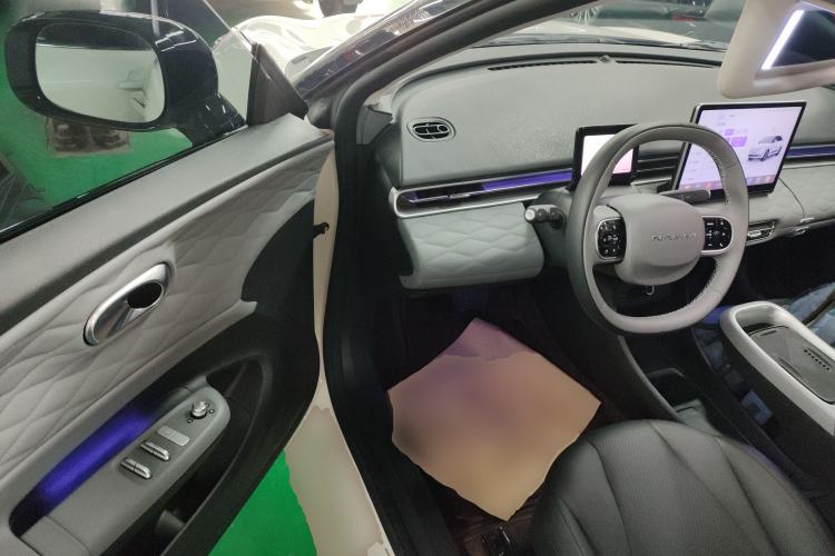 Used Dongfeng NAMMI 01 2024 Co-Creation Edition – Co-Creation WE Version Interior 3