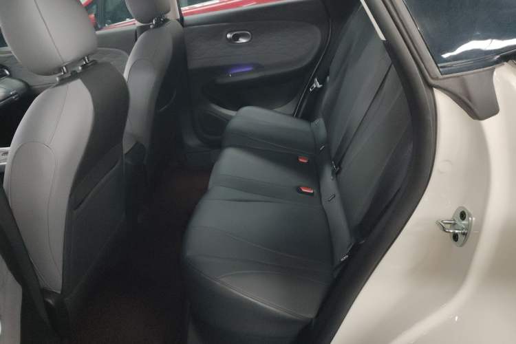 Used Dongfeng NAMMI 01 2024 Co-Creation Edition – Co-Creation WE Version Interior 4