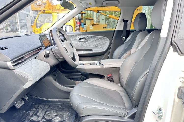 Used Dongfeng NAMMI 01 2024 New Edition 330 Plus Smart+ Interior 8