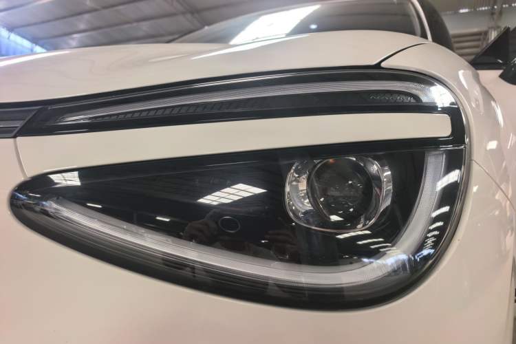 Used Dongfeng NAMMI 01 2024 New Edition 330 Air Left Front Headlight