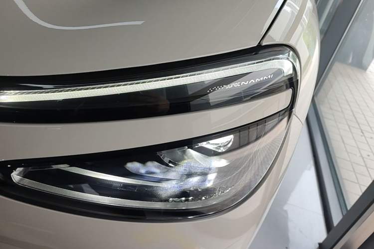 Used Dongfeng NAMMI 01 2024 Co-Creation Edition – Co-Creation WE Version Left Front Headlight