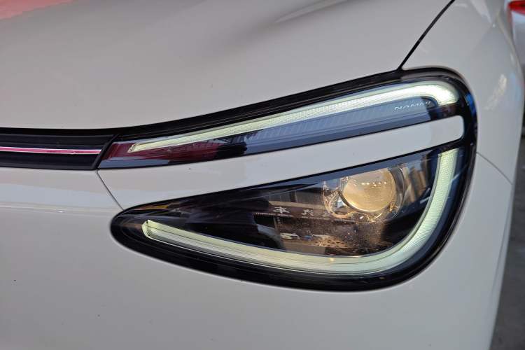 Used Dongfeng NAMMI 01 2024 330 Air Left Front Headlight