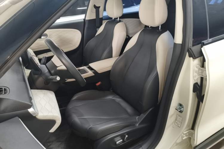 Used Dongfeng NAMMI 01 2024 Co-Creation Edition – Co-Creation WE Version Left Front Seat
