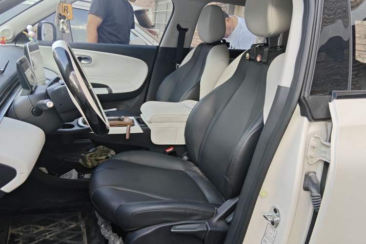 Used Dongfeng NAMMI 01 2024 New Edition 330 Air Left Front Seat