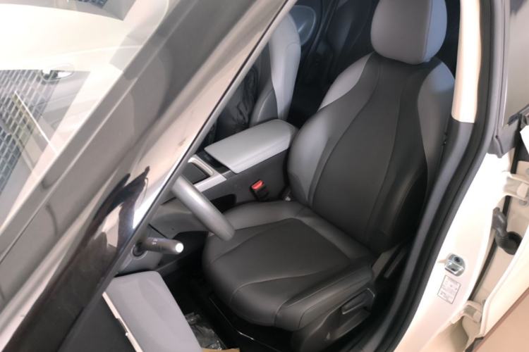 Used Dongfeng NAMMI 01 2024 New Edition 330 Air Left Front Seat