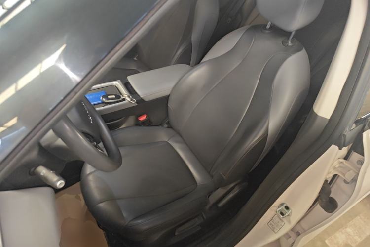 Used Dongfeng NAMMI 01 2024 New Edition 330 Air Left Front Seat