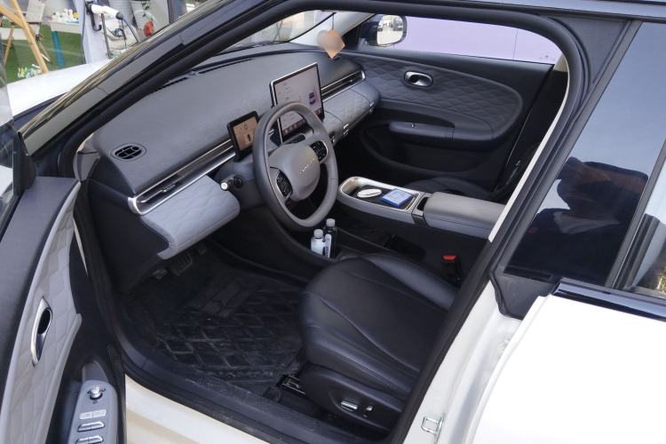 Used Dongfeng NAMMI 01 2024 Co-Creation Edition – Co-Creation WE Version Left Front Seat