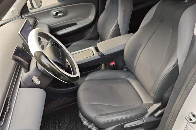 Used Dongfeng NAMMI 01 2024 New Edition 330 Air Left Front Seat
