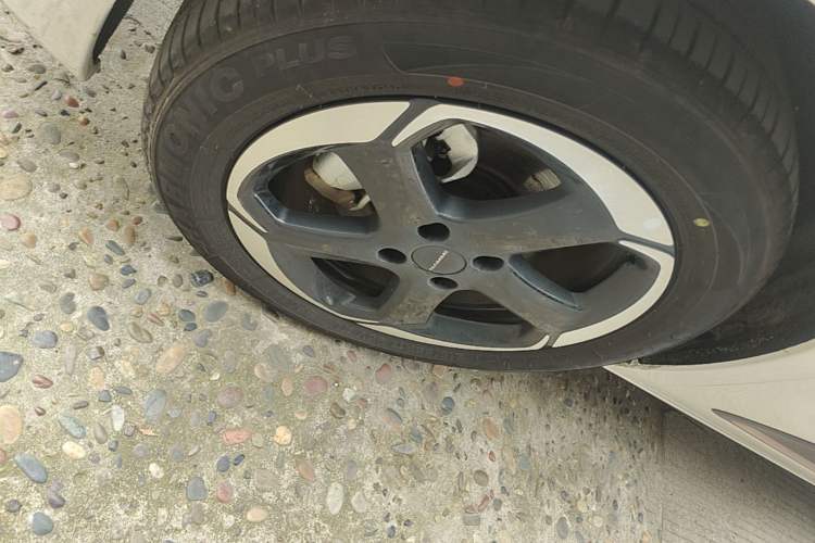 Used Dongfeng NAMMI 01 2024 430 Plus Smart+ Left Front Wheel Hub