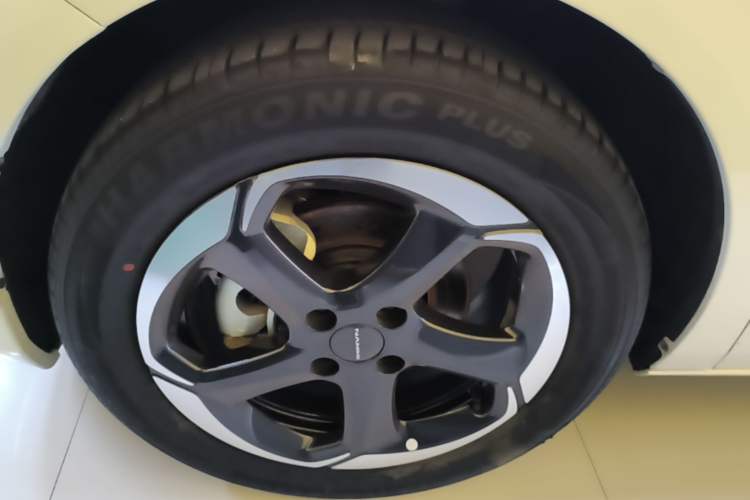 Used Dongfeng NAMMI 01 2024 430 Plus Smart+ Left Front Wheel Hub