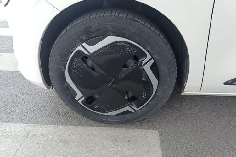 Used Dongfeng NAMMI 01 2024 New Edition 330 Plus Smart+ Left Front Wheel Hub