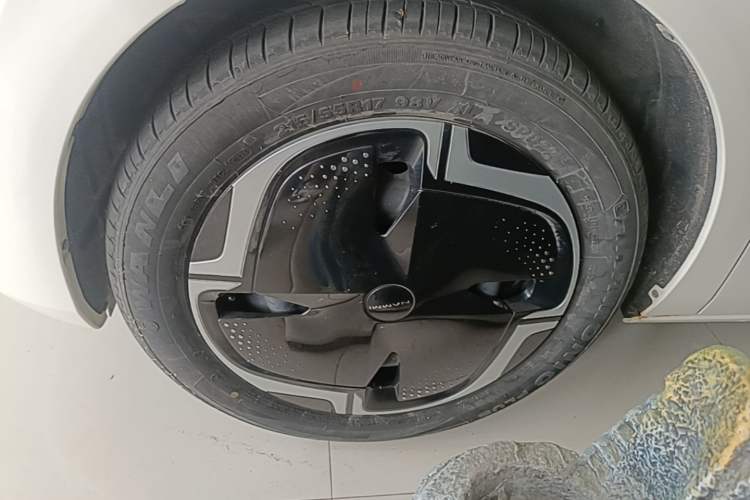 Used Dongfeng NAMMI 01 2024 330 Plus Left Front Wheel Hub