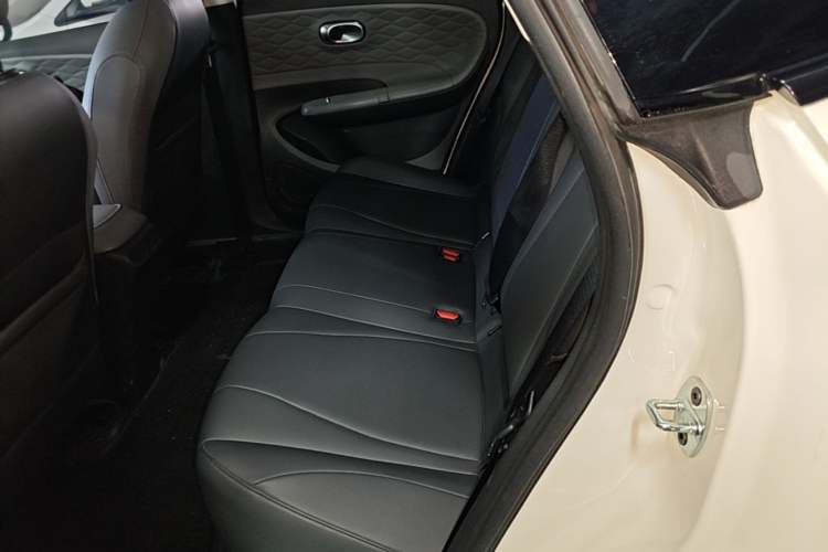 Used Dongfeng NAMMI 01 2024 New Edition 430 Plus Smart+ Left Rear Seat