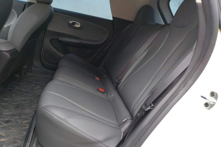 Used Dongfeng NAMMI 01 2024 New Edition 330 Air Left Rear Seat