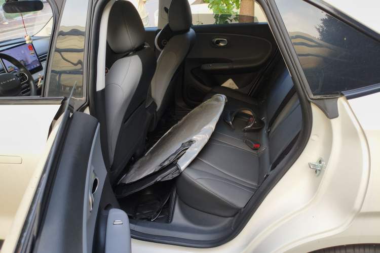 Used Dongfeng NAMMI 01 2024 New Edition 330 Air Left Rear Seat