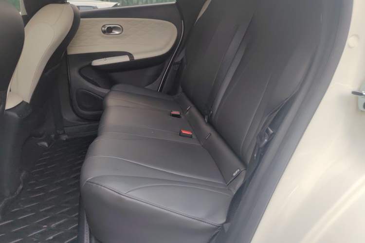 Used Dongfeng NAMMI 01 2024 Co-Creation Edition – Co-Creation WE Version Left Rear Seat