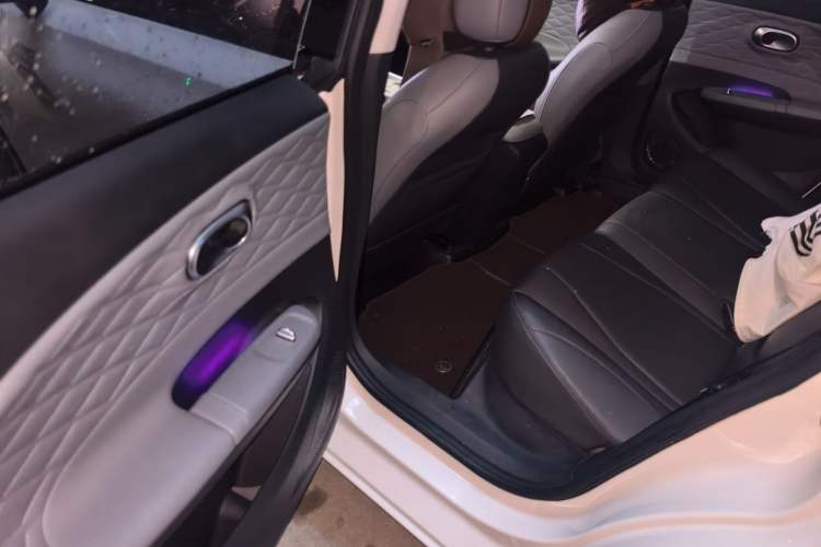 Used Dongfeng NAMMI 01 2024 New Edition 430 Plus Smart+ Left Rear Seat