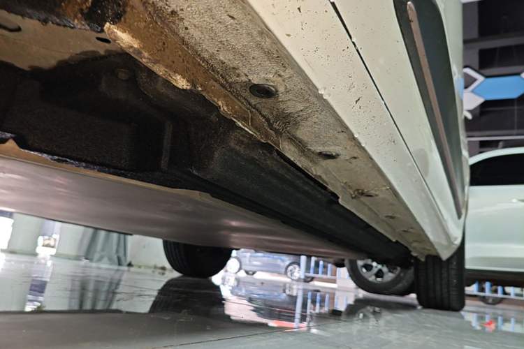 Used Dongfeng NAMMI 01 2024 New Edition 430 Plus Smart+ Left Side Sill