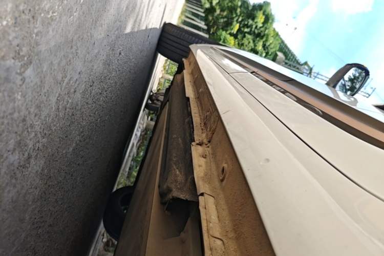 Used Dongfeng NAMMI 01 2024 New Edition 430 Plus Smart+ Left Side Sill