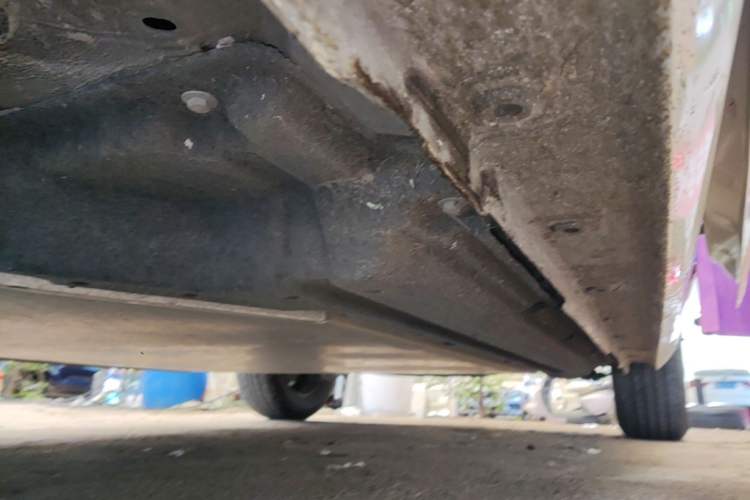 Used Dongfeng NAMMI 01 2024 New Edition 330 Air Left Side Sill