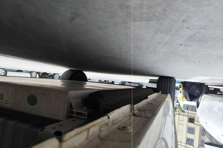 Used Dongfeng NAMMI 01 2024 New Edition 330 Air Left Side Sill