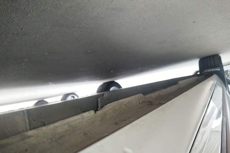 Used Dongfeng NAMMI 01 2024 New Edition 430 Plus Smart+ Left Side Sill