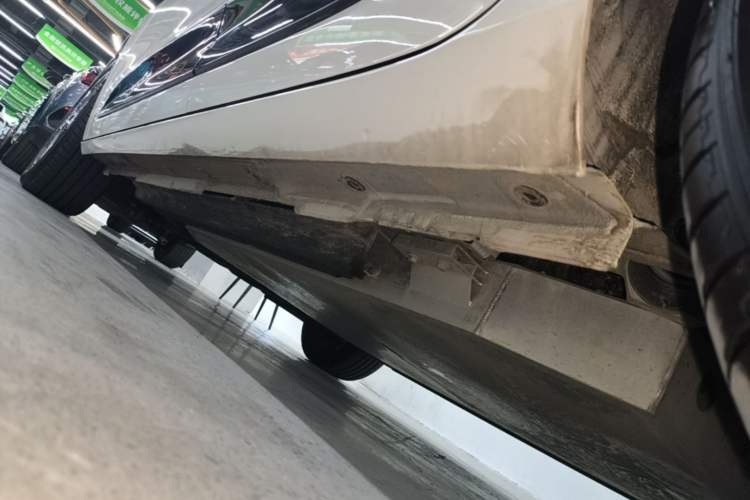 Used Dongfeng NAMMI 01 2024 Co-Creation Edition – Co-Creation WE Version Left Side Sill