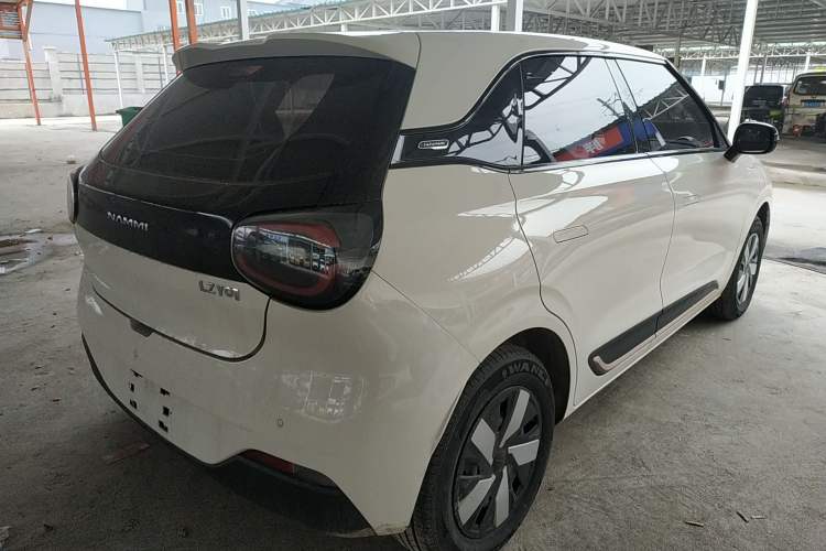 Used Dongfeng NAMMI 01 2024 New Edition 330 Air Rear Right 45 Deg