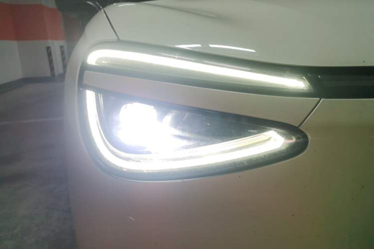 Used Dongfeng NAMMI 01 2024 New Edition 330 Plus Smart+ Right Front Headlight