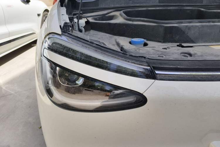 Used Dongfeng NAMMI 01 2024 New Edition 330 Air Right Front Headlight