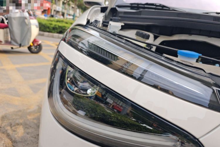 Used Dongfeng NAMMI 01 2024 New Edition 330 Air Right Front Headlight