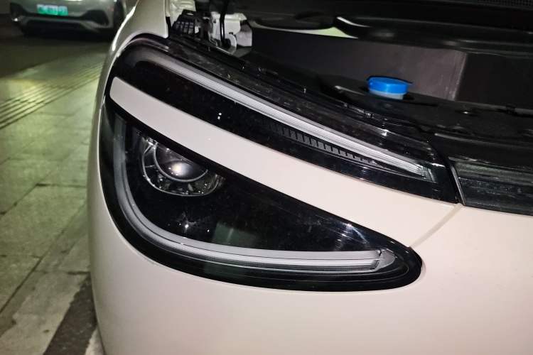 Used Dongfeng NAMMI 01 2024 New Edition 330 Air Right Front Headlight