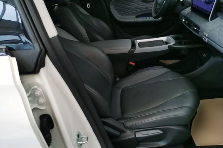 Used Dongfeng NAMMI 01 2024 Co-Creation Edition Co-Creation ME Version Right Front Seat