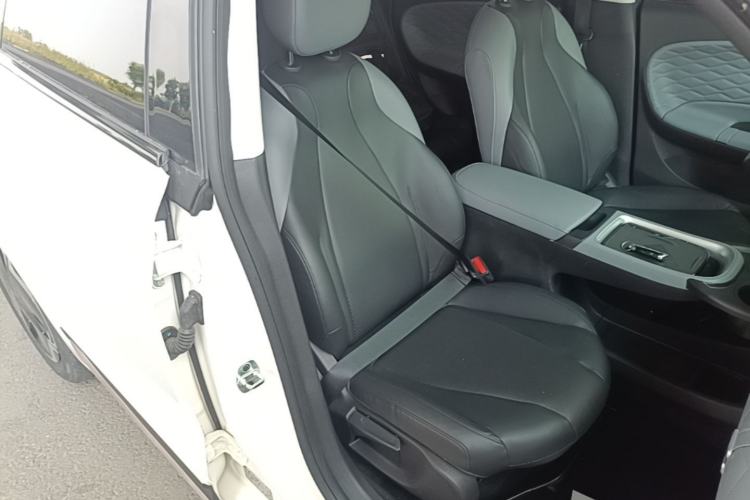 Used Dongfeng NAMMI 01 2024 New Edition 330 Plus Smart+ Right Front Seat