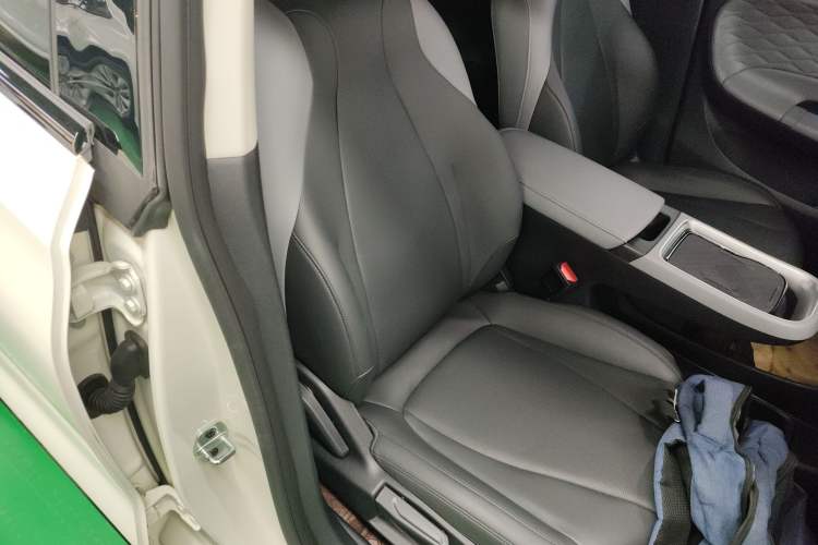 Used Dongfeng NAMMI 01 2024 Co-Creation Edition – Co-Creation WE Version Right Front Seat