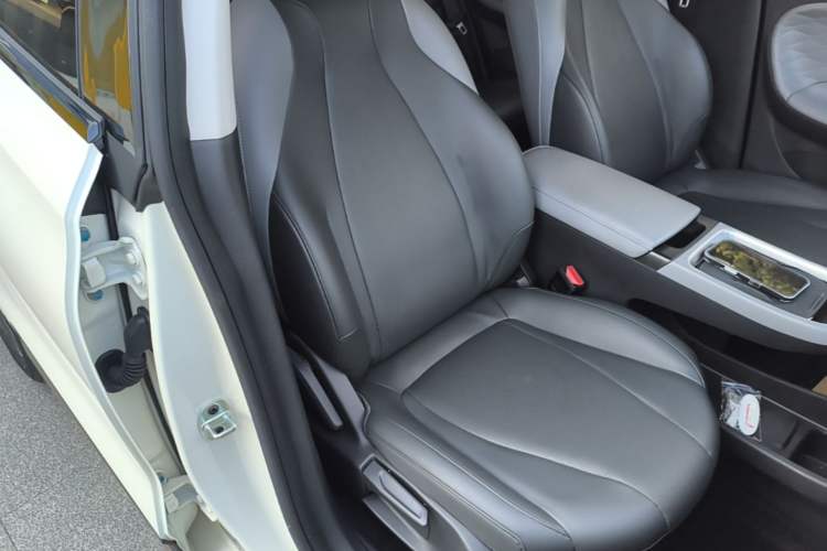Used Dongfeng NAMMI 01 2024 New Edition 430 Plus Smart+ Right Front Seat