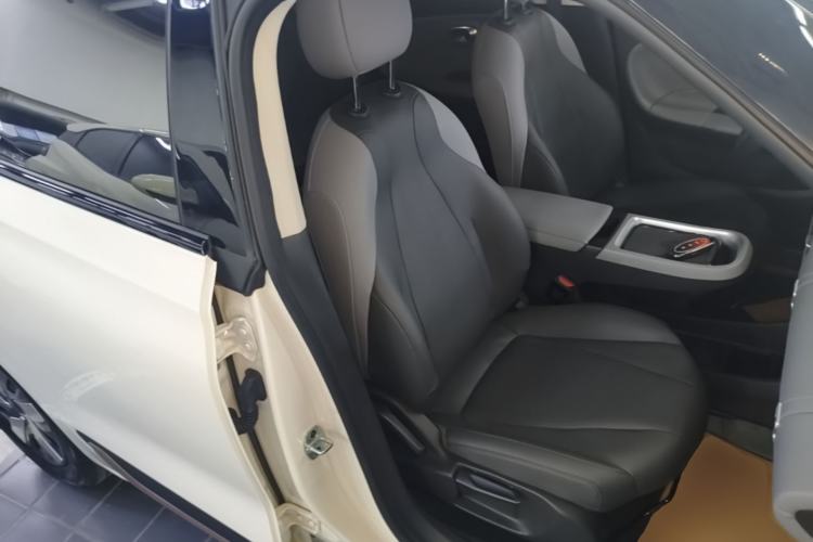 Used Dongfeng NAMMI 01 2024 New Edition 330 Air Right Front Seat