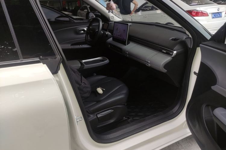 Used Dongfeng NAMMI 01 2024 330 Air Right Front Seat