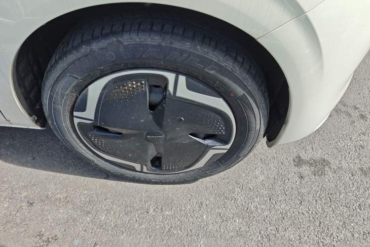 Used Dongfeng NAMMI 01 2024 330 Plus Right Front Wheel Hub