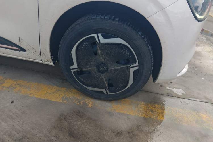 Used Dongfeng NAMMI 01 2024 330 Plus Smart+ Right Front Wheel Hub