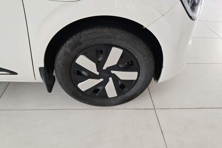 Used Dongfeng NAMMI 01 2024 330 Air Right Front Wheel Hub