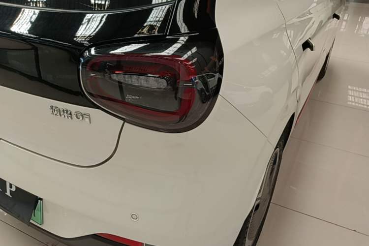 Used Dongfeng NAMMI 01 2024 New Edition 330 Plus Smart+ Right Rear Taillight