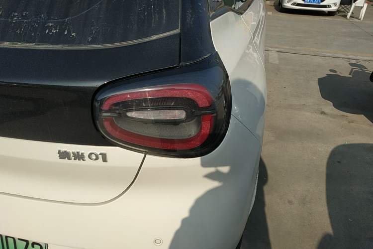 Used Dongfeng NAMMI 01 2024 New Edition 330 Air Right Rear Taillight