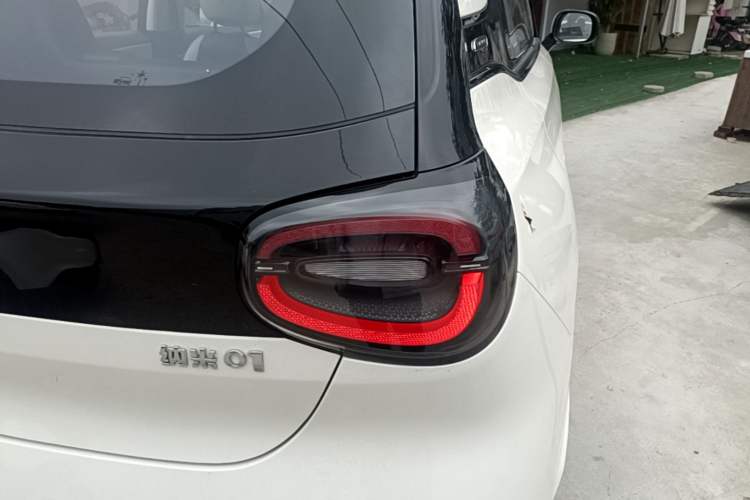 Used Dongfeng NAMMI 01 2024 New Edition 330 Air Right Rear Taillight